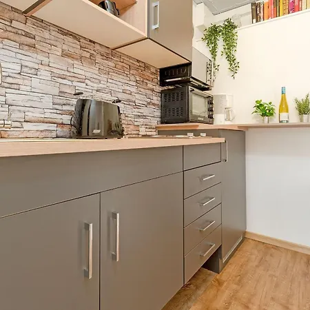 Haus Schwanensee Ploeni 12 公寓