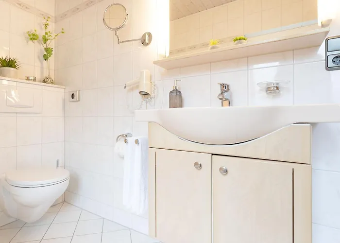 Haus Schwanensee Ploeni 12 公寓