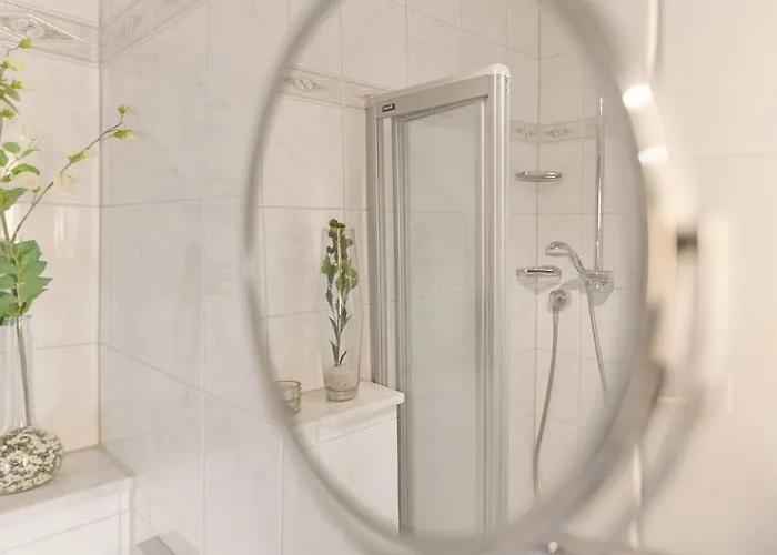 Haus Schwanensee Ploeni 12 公寓 *