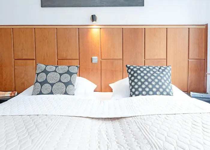 Haus Schwanensee Ploeni 12 公寓 Bosau